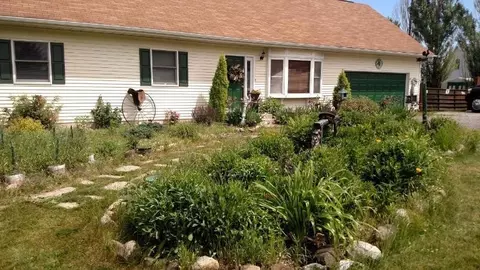 6549 E Bootjack Rd, Rolling Prairie, IN 46371 photo 3