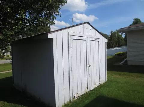 324 Pine Ridge Cir, Lowell, IN 46356 photo 3