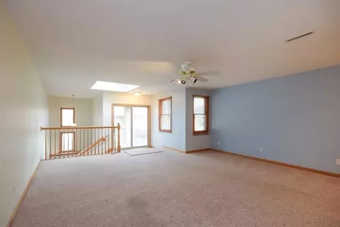 1343 Wright Dr, Crown Point, IN 46307 photo 2