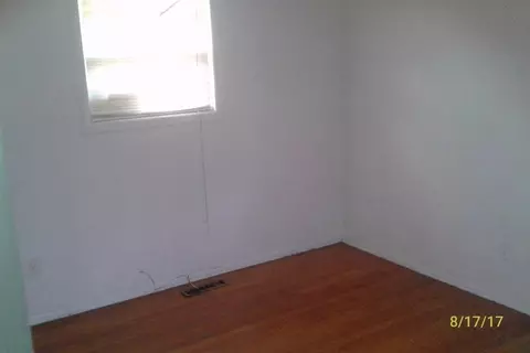 3389 W 19th Pl, Gary, IN 46404 photo 6