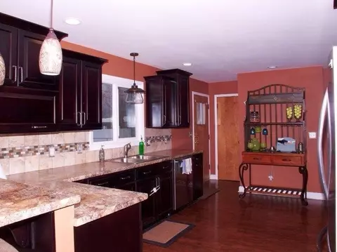426 Fairview Ave, Crown Point, IN 46307 photo 4