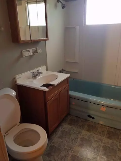 4207 W 21st Ave, Gary, IN 46404 photo 6