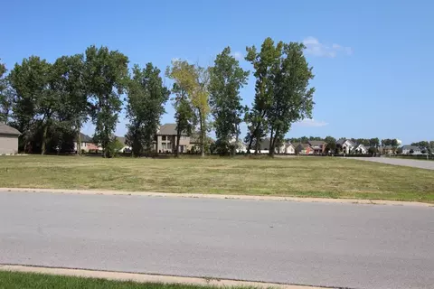 233 Carnaby Pl, Munster, IN 46321 photo 4