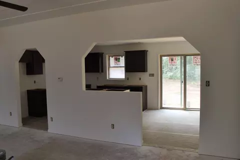 10946 N 555, De Motte, IN 46310 photo 3