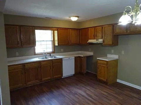902 E Culver Rd, Knox, IN 46534 photo 2