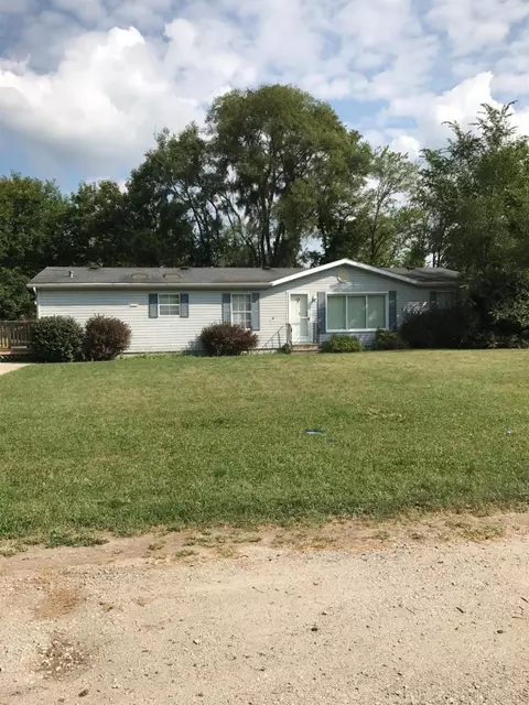 210 State St, Wheeler, IN 46393 photo 1
