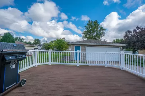 513 Hickory Ln, Munster, IN 46321 photo 6
