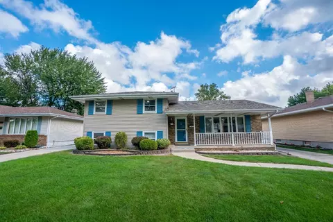 513 Hickory Ln, Munster, IN 46321 photo 1