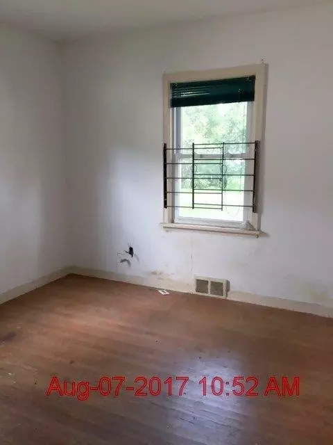 700 W 47th Ave, Gary, IN 46408 photo 6