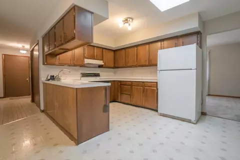 624 E Pine St, Griffith, IN 46319 photo 9