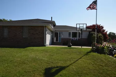701 N Elmer St, Griffith, IN 46319 photo 5