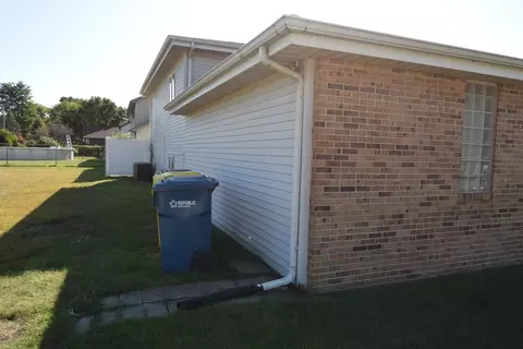 701 N Elmer St, Griffith, IN 46319 photo 6