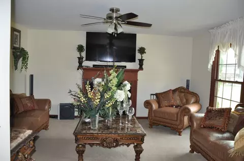 7565 E 104th Pl, Crown Point, IN 46307 photo 6