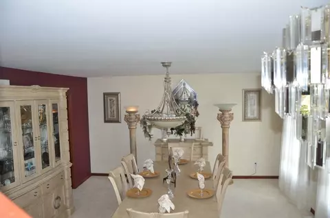 7565 E 104th Pl, Crown Point, IN 46307 photo 3