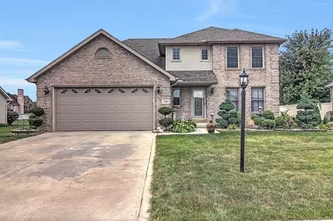 7565 E 104th Pl, Crown Point, IN 46307 photo 1
