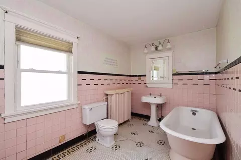 636 Fillmore St, Gary, IN 46402 photo 10