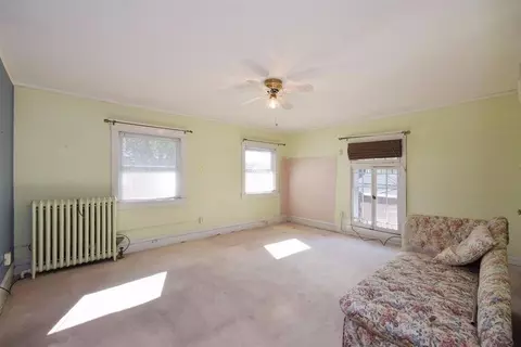 636 Fillmore St, Gary, IN 46402 photo 8