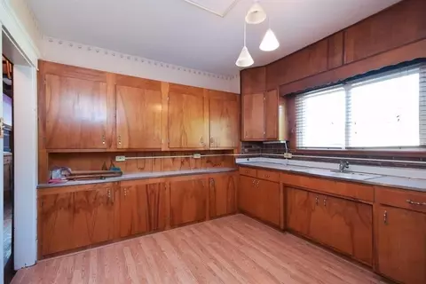 636 Fillmore St, Gary, IN 46402 photo 5