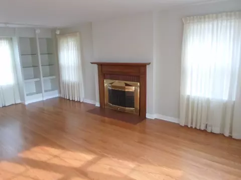 1621 Warwick Ave, Whiting, IN 46394 photo 9
