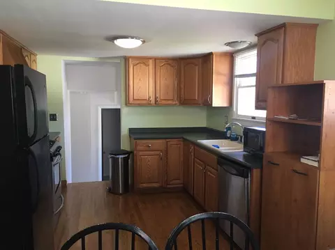 1020 N Dwiggins St, Griffith, IN 46319 photo 5