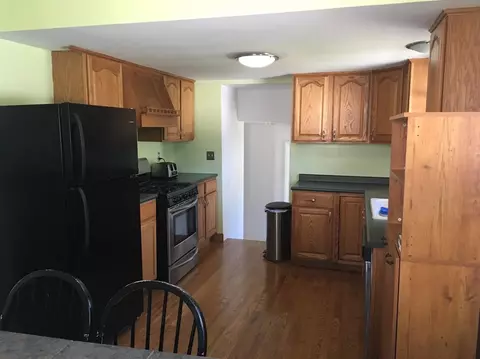 1020 N Dwiggins St, Griffith, IN 46319 photo 4