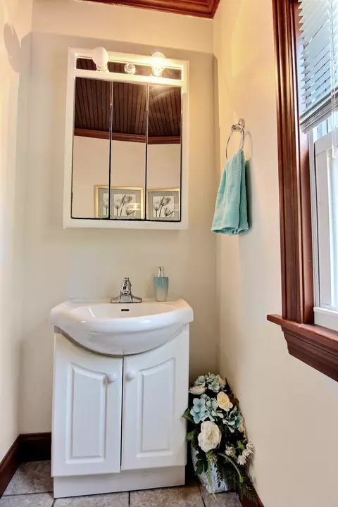 2341 Ranburn Dr, Gary, IN 46408 photo 5