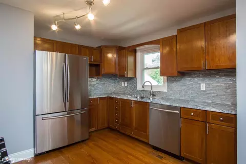 714 James Pl, Griffith, IN 46319 photo 8