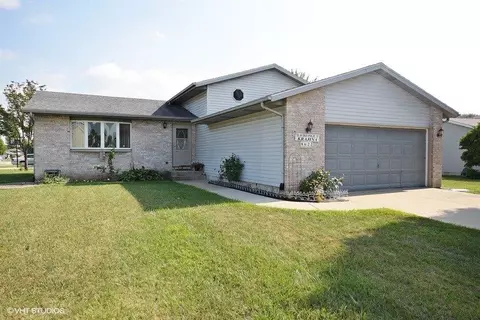 8622 Sherman St, Crown Point, IN 46307 photo 1