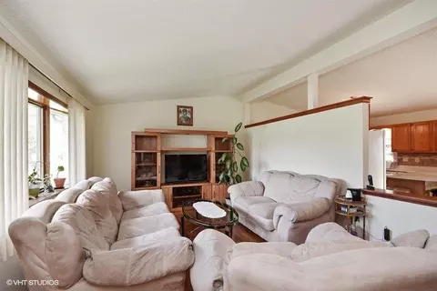 8622 Sherman St, Crown Point, IN 46307 photo 2