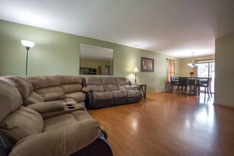 233 Sunset Ln, Munster, IN 46321 photo 8