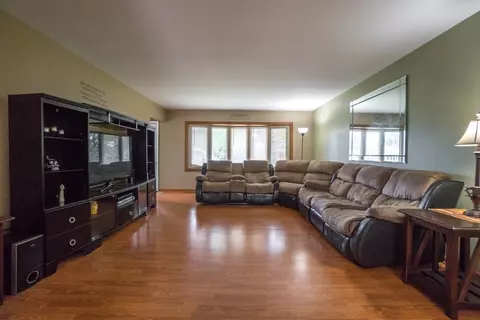233 Sunset Ln, Munster, IN 46321 photo 7