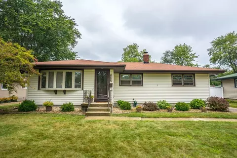 233 Sunset Ln, Munster, IN 46321 photo 1