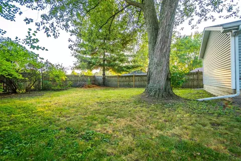 244 Greiving St, Dyer, IN 46311 photo 4