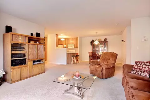 545 Cambridge Ct #1B, Munster, IN 46321 photo 5