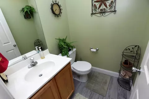 9558 Luebcke Ln, Crown Point, IN 46307 photo 5