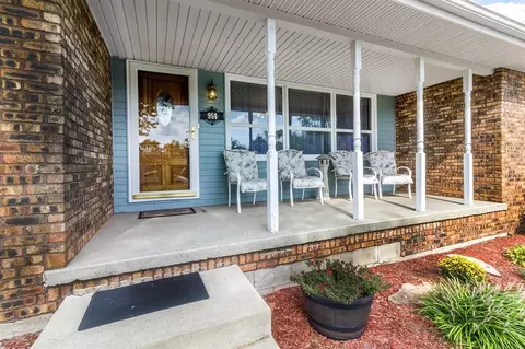 954 Mohawk Dr, Crown Point, IN 46307 photo 2