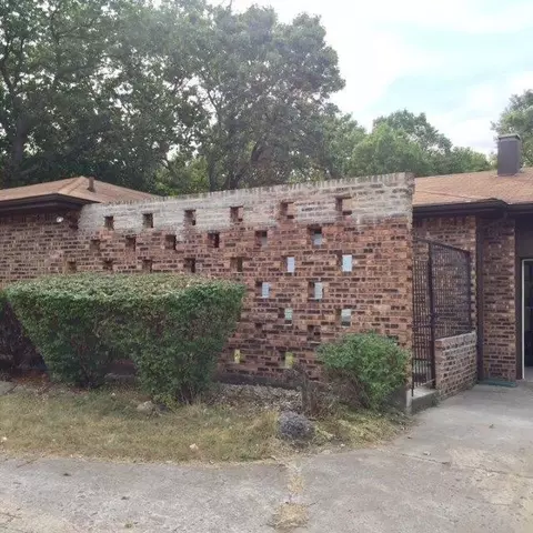 1300 Colfax St, Gary, IN 46406 photo 2
