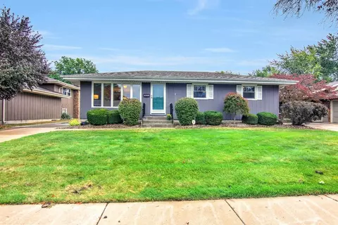 8509 Garfield Ave, Munster, IN 46321 photo 2