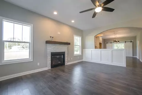 400 O Hagan Dr, Crown Point, IN 46307 photo 3