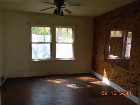 837 Johnson St, Gary, IN 46402 photo 5