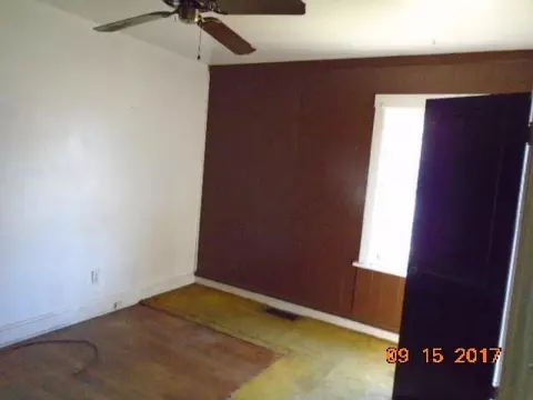 837 Johnson St, Gary, IN 46402 photo 9