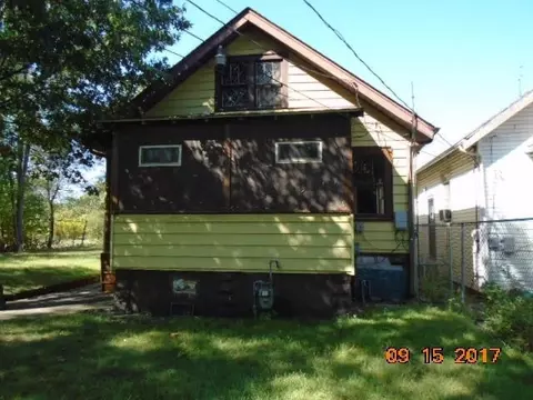837 Johnson St, Gary, IN 46402 photo 2
