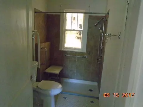 837 Johnson St, Gary, IN 46402 photo 7