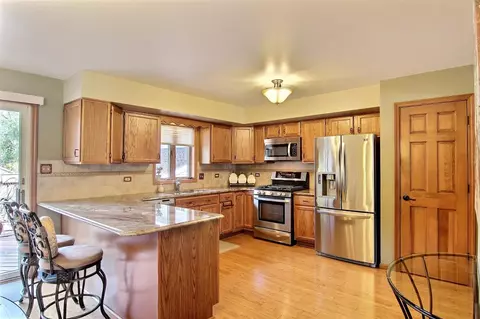 727 N Broad St, Griffith, IN 46319 photo 9