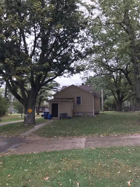 4736 Whitcomb St, Gary, IN 46408 photo 2