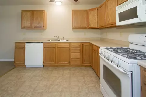 186 Fieldstone Dr, Porter, IN 46304 photo 6