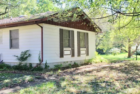 3906-3908 Silhavy Rd, Valparaiso, IN 46383 photo 3