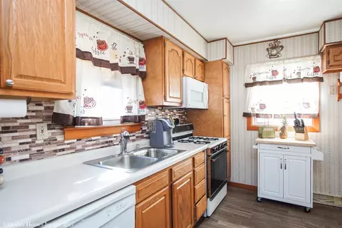 230 N Lindberg St, Griffith, IN 46319 photo 5