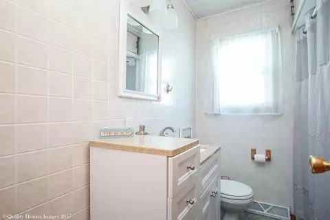 230 N Lindberg St, Griffith, IN 46319 photo 8