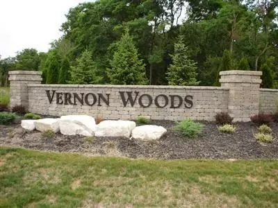 125 Acorn, Valparaiso, IN 46385 photo 1